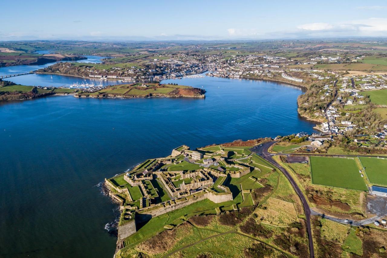Four Winds,Kinsale Town,Exquisite holiday homes,sleeps 26 Esterno foto